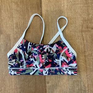 Lululemon Flo Y bra